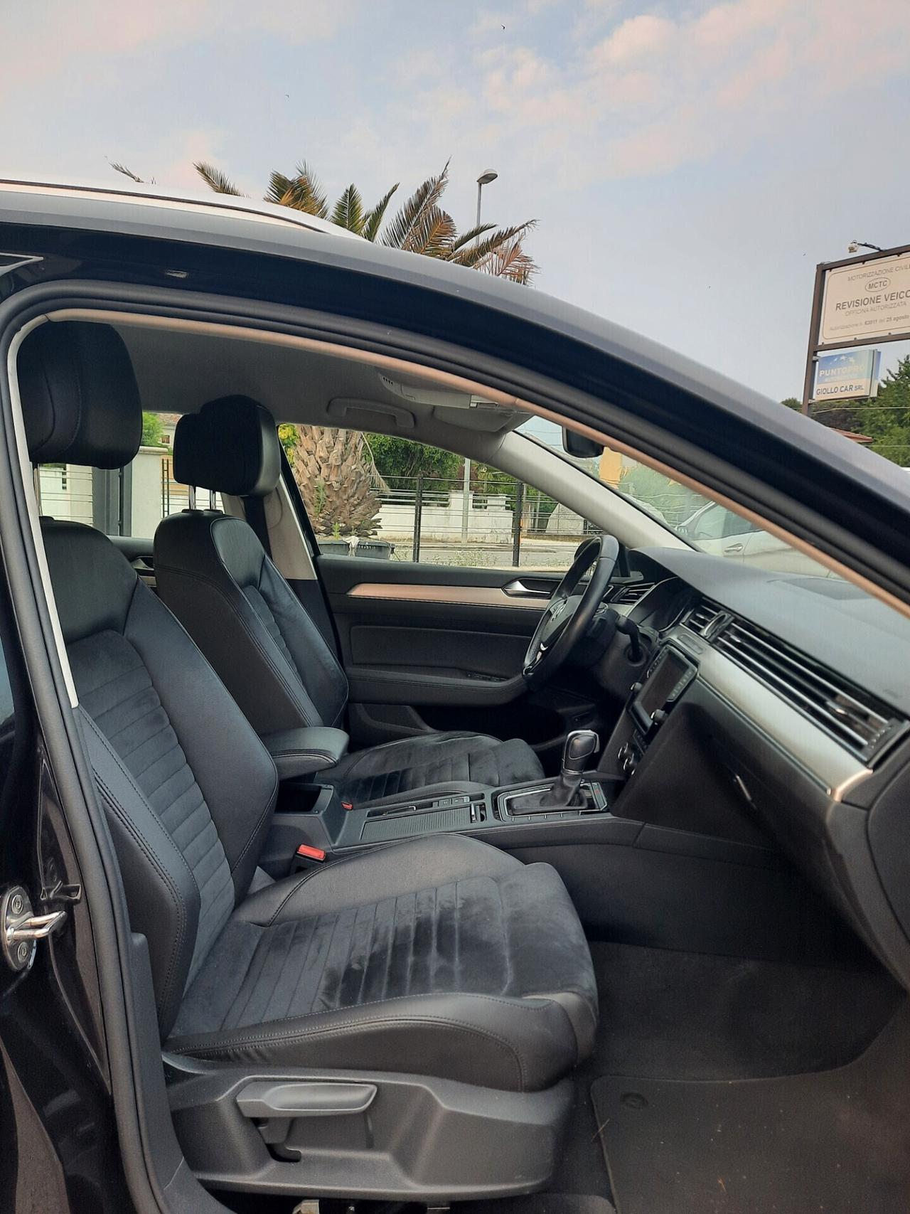 Volkswagen Passat Variant 2.0 BiTDI 4MOT. DSG Highline BlueMotion Tech.