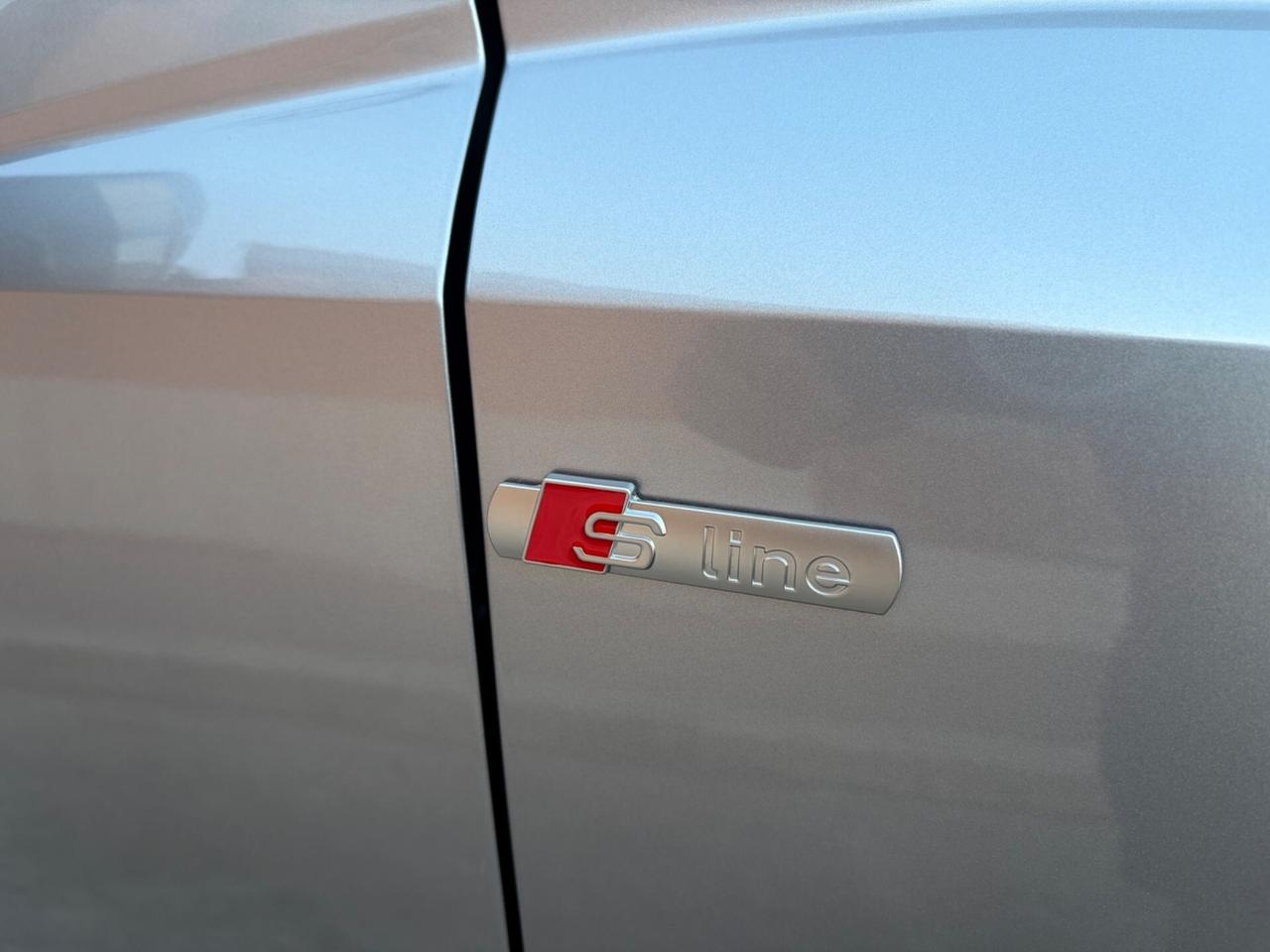 Audi Q3 35 TDI quattro S line edition unico propri