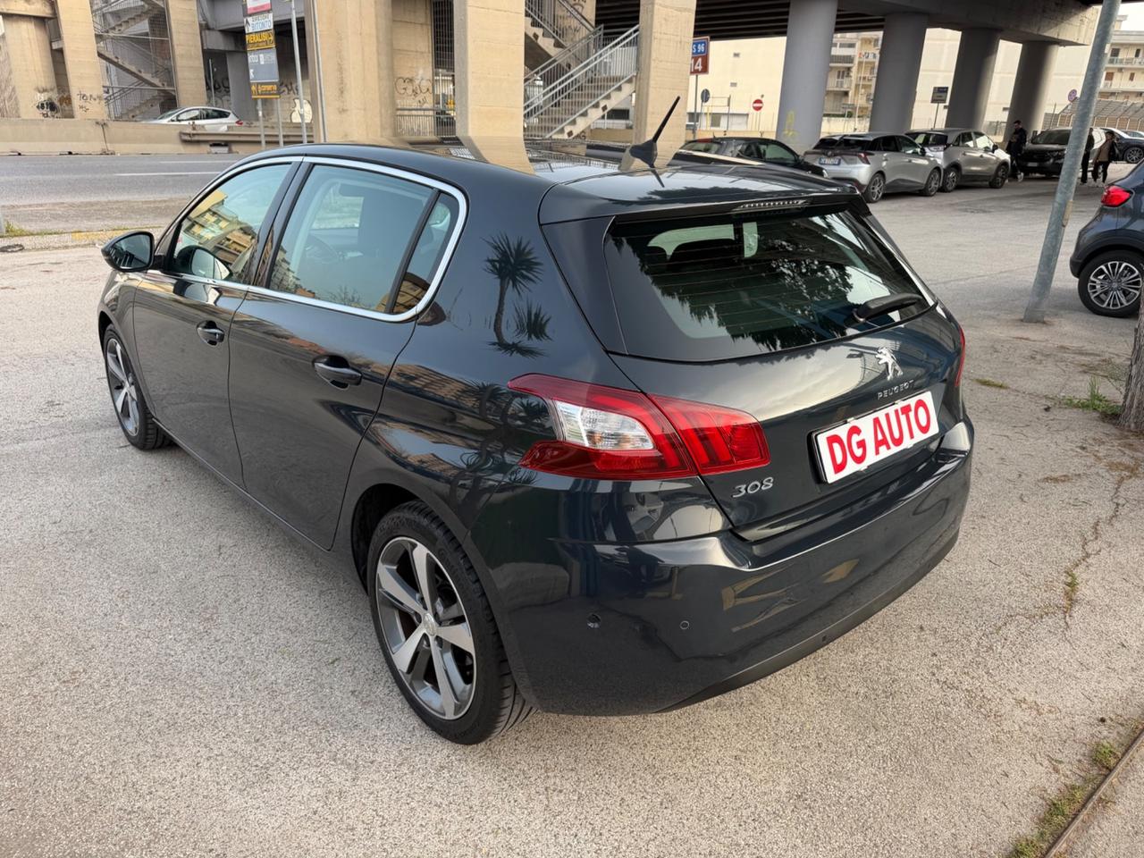 Peugeot 308 1.6 hdi 120 cv Allure 2016 Navig