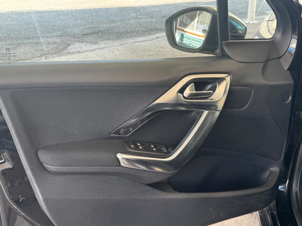 Peugeot 2008 BlueHDi 100 Allure - 12/2015