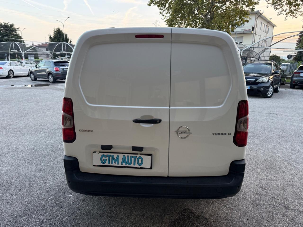 Opel Combo- 1.5 Diesel 130CV- Iva inclusa