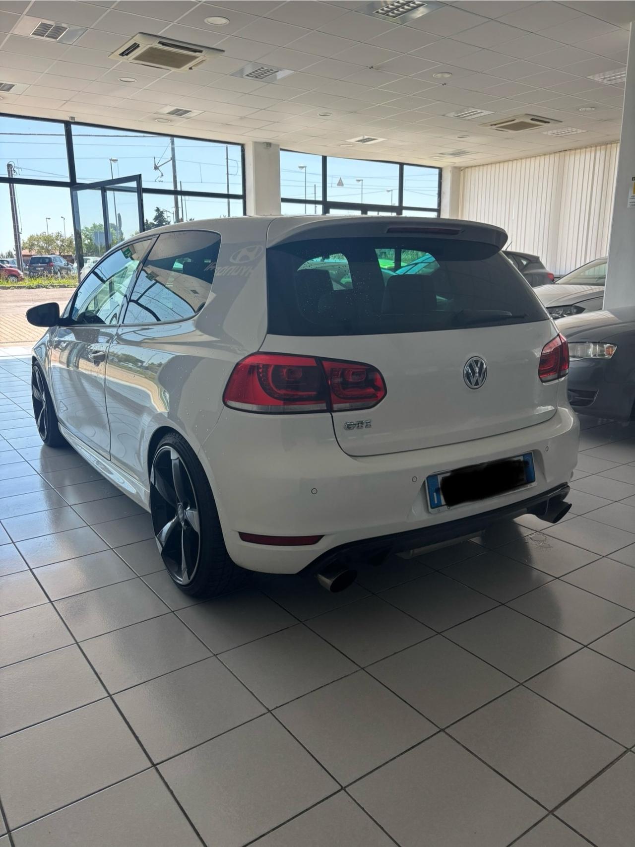 Volkswagen Golf GTI Golf 2.0 TSI DSG 3p. GTI