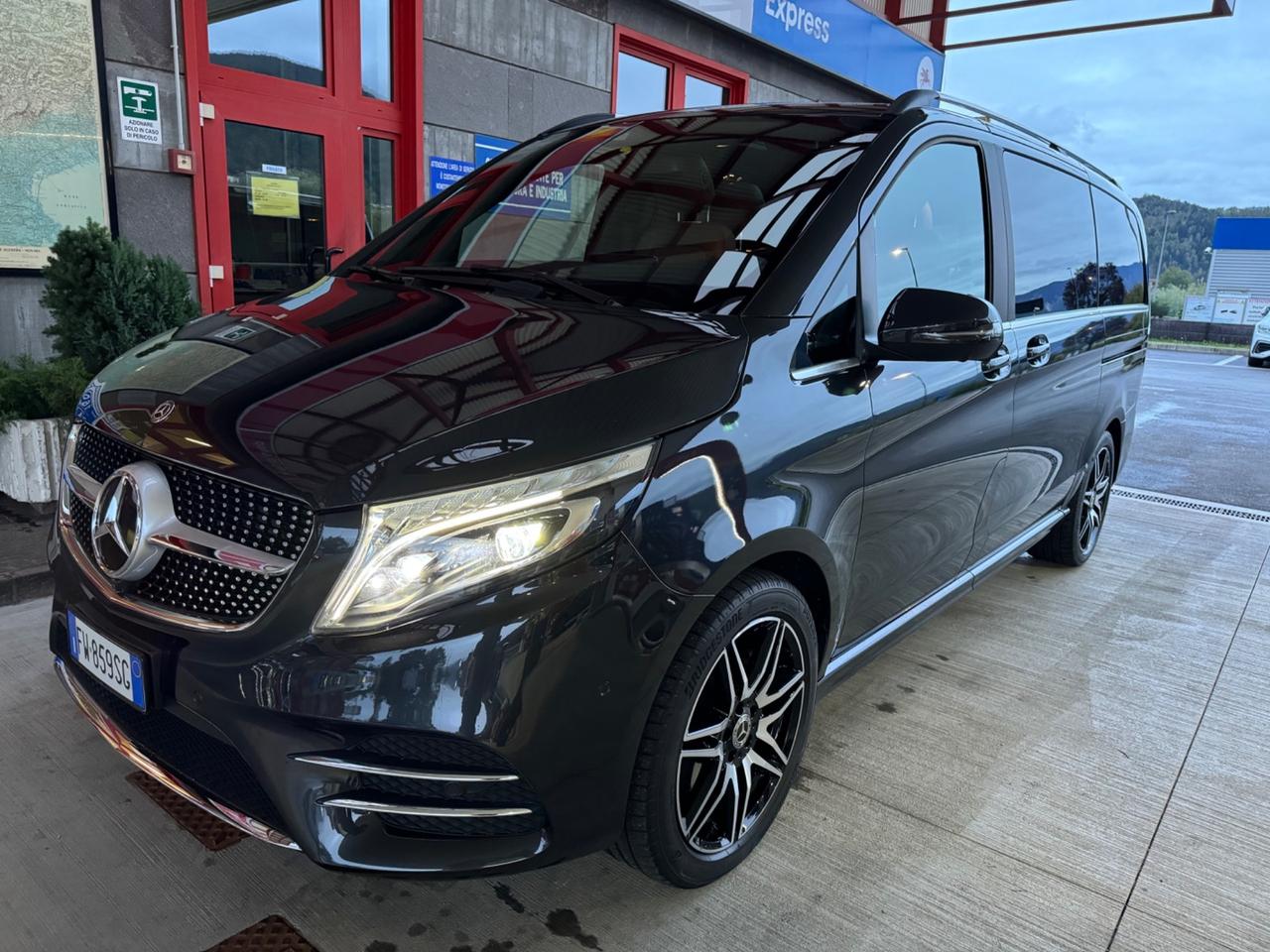 Mercedes-benz V 300 d Automatic 4Matic Premium Business Long