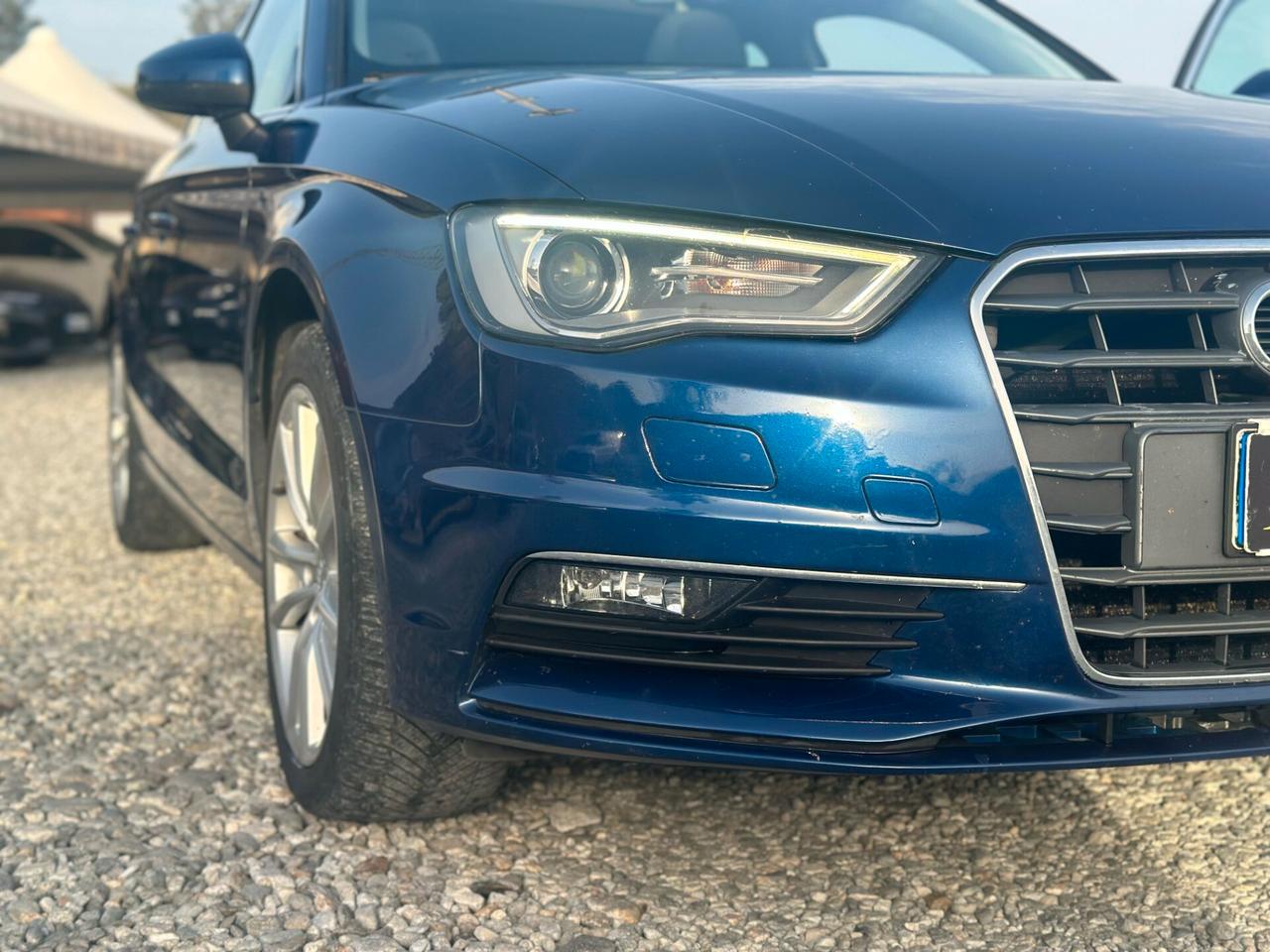 Audi A3 Sedan 1.6 TDI clean diesel S tronic Ambition