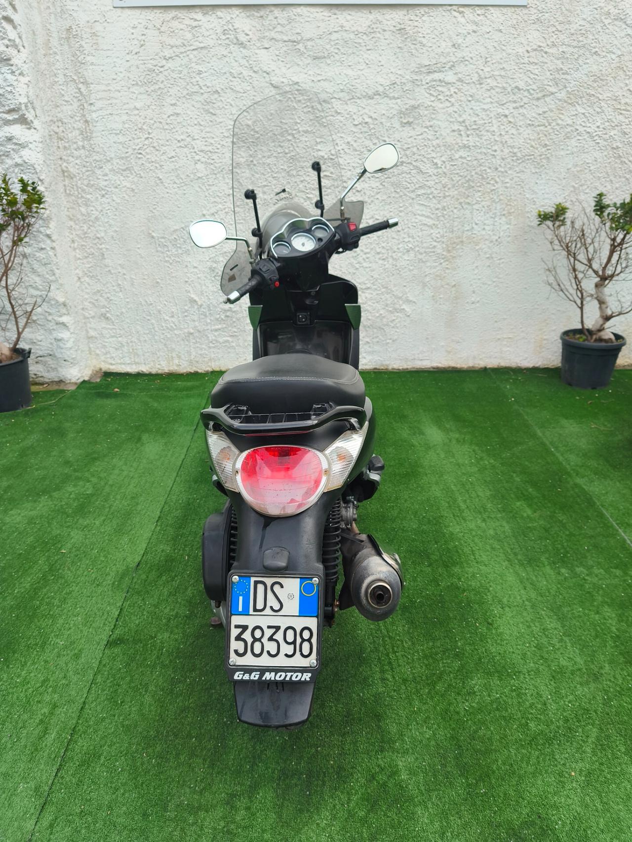 Aprilia Scarabeo 300 Special S