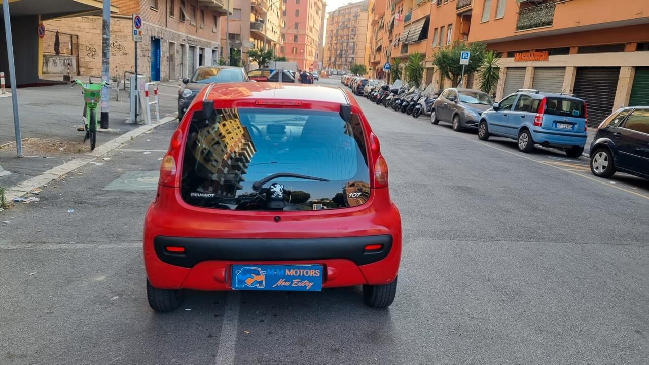 Peugeot 107 1.0 68CV 5p. Plaisir