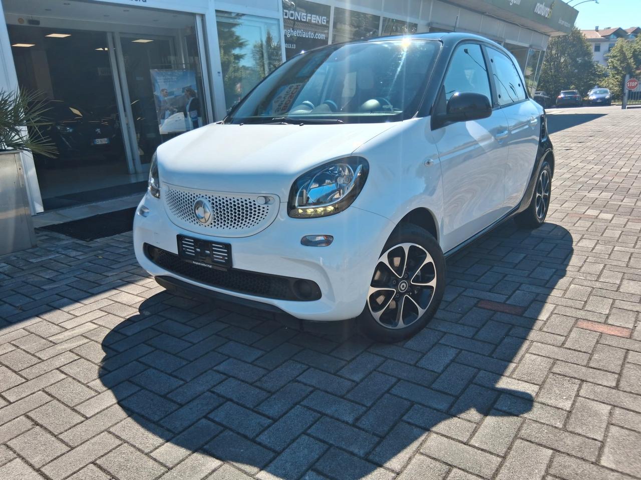Smart forfour 1.0 Passion 71cv >> Carrozzeria a Nuovo !!