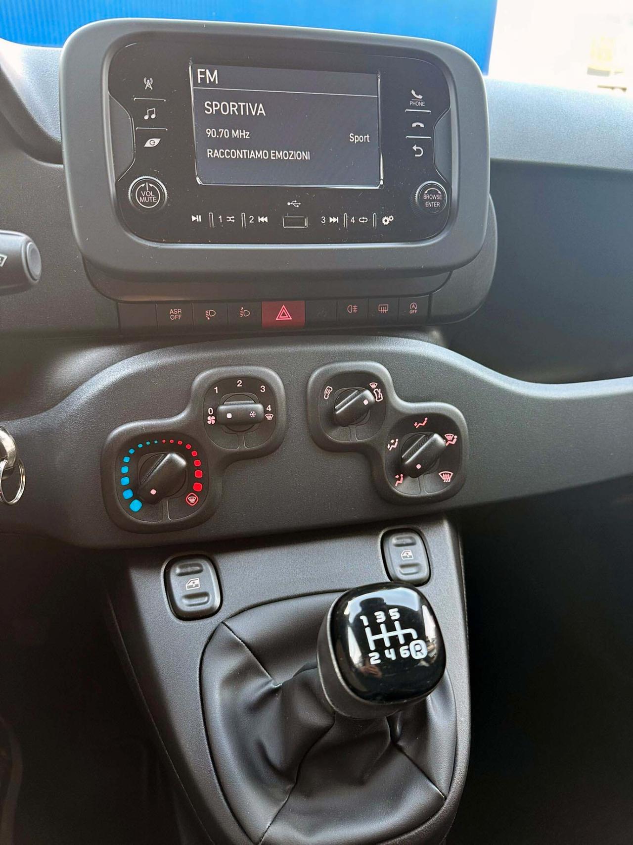 Fiat Panda 1.0 FireFly S&S Hybrid Pandina SOLO 1.900 KM SENZA VINCOLI DI FINANZIAMENTO