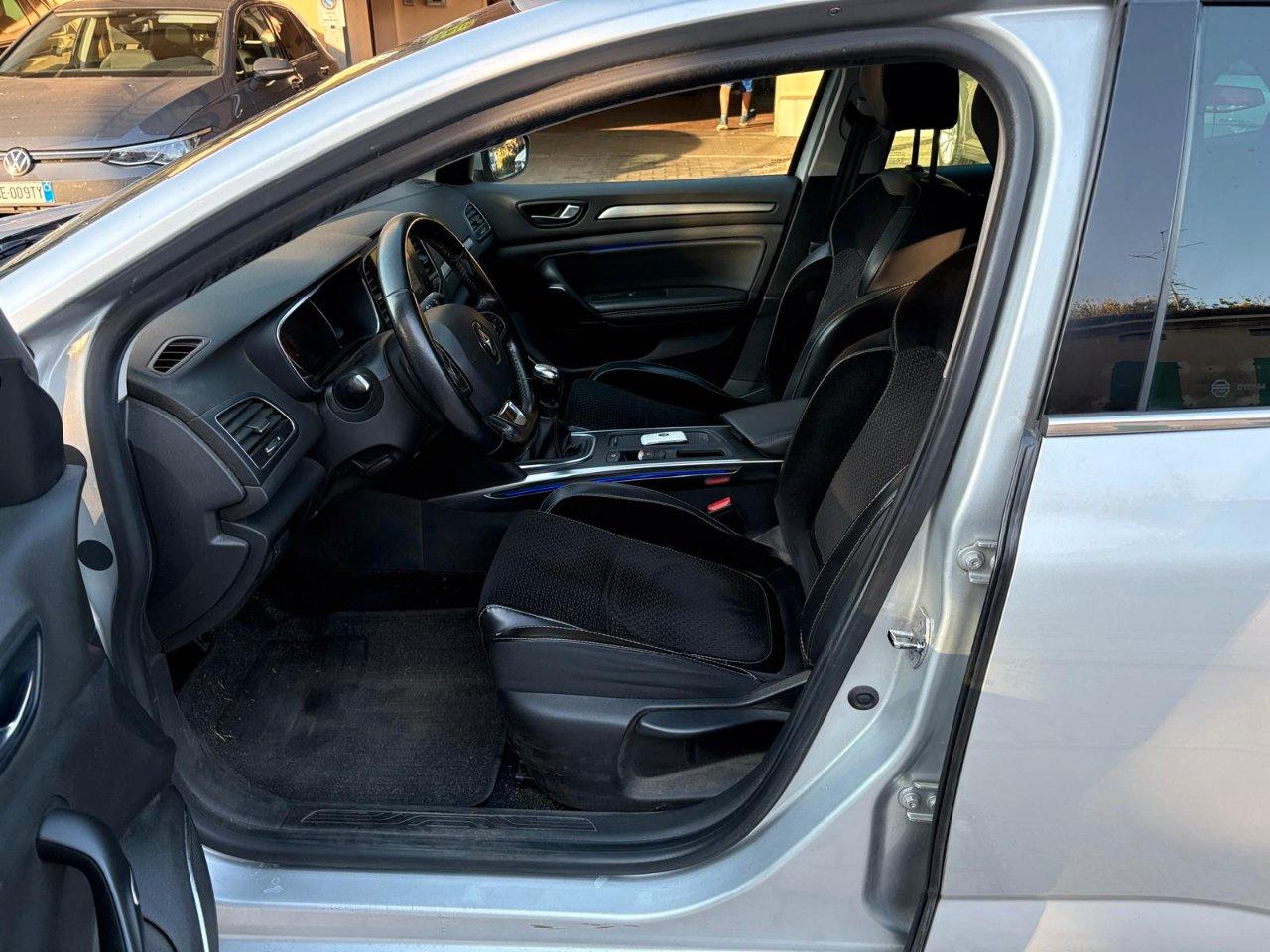 Renault Megane 5 Porte Megane 1.5 dci energy Gt Line 110cv OK NEOPATENTATO