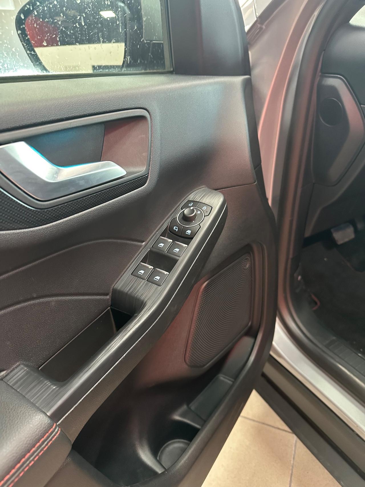 Ford Kuga 2.5 Full Hybrid 190 CV CVT 2WD ST-Line