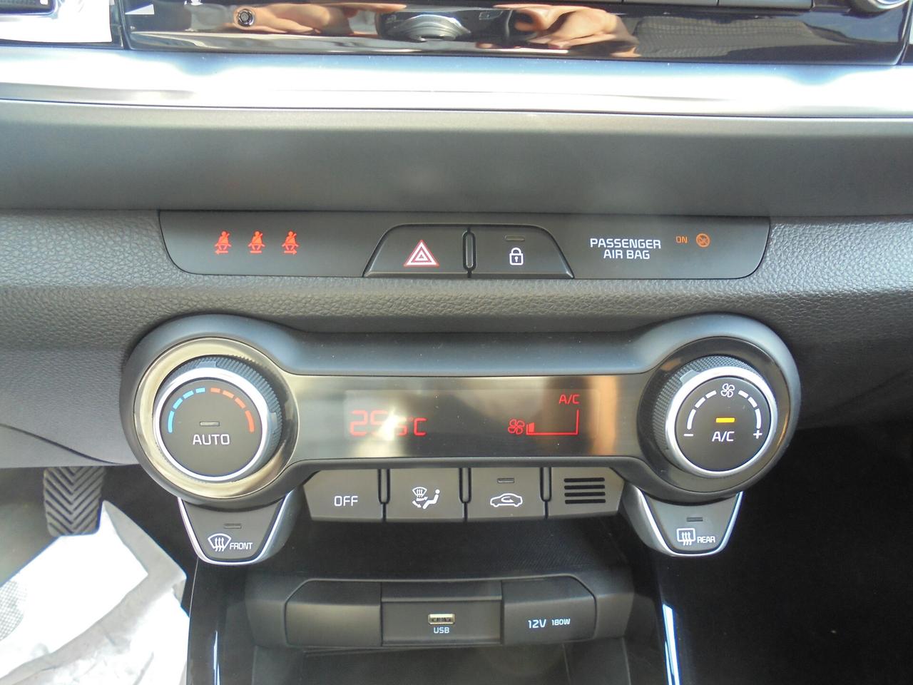 Kia Stonic 1.0 T-GDi 100 CV MHEV MT Style