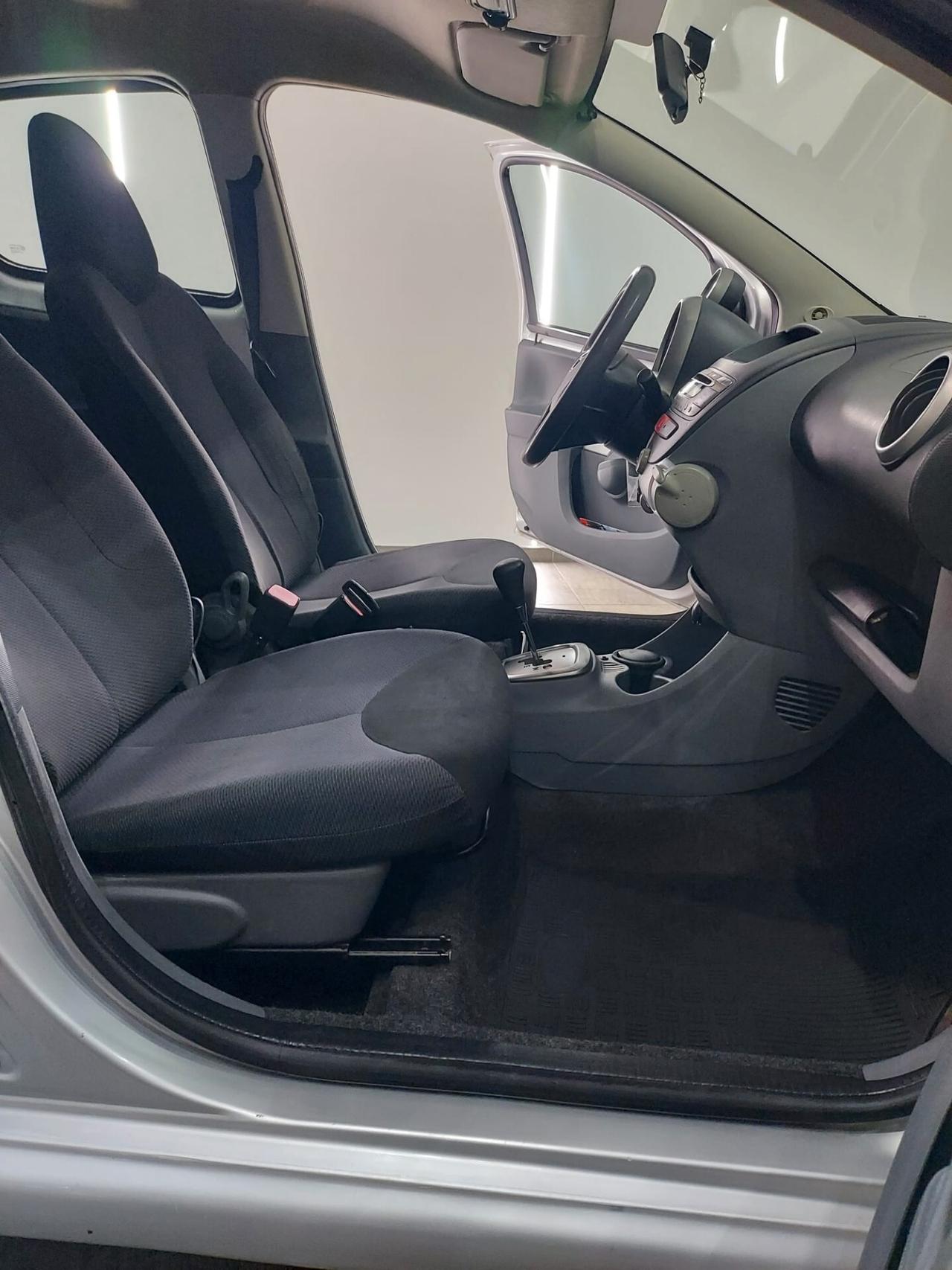 Toyota Aygo 1.0 12V VVT-i 5 porte Sol automatico