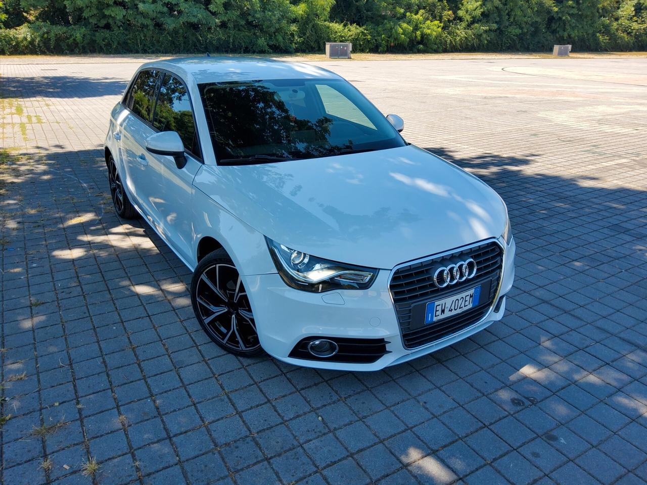Audi A1 1.6 TDI S tronic line edition