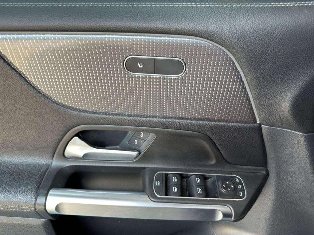 MERCEDES-BENZ GLB 200 d Automatic 4Matic Premium