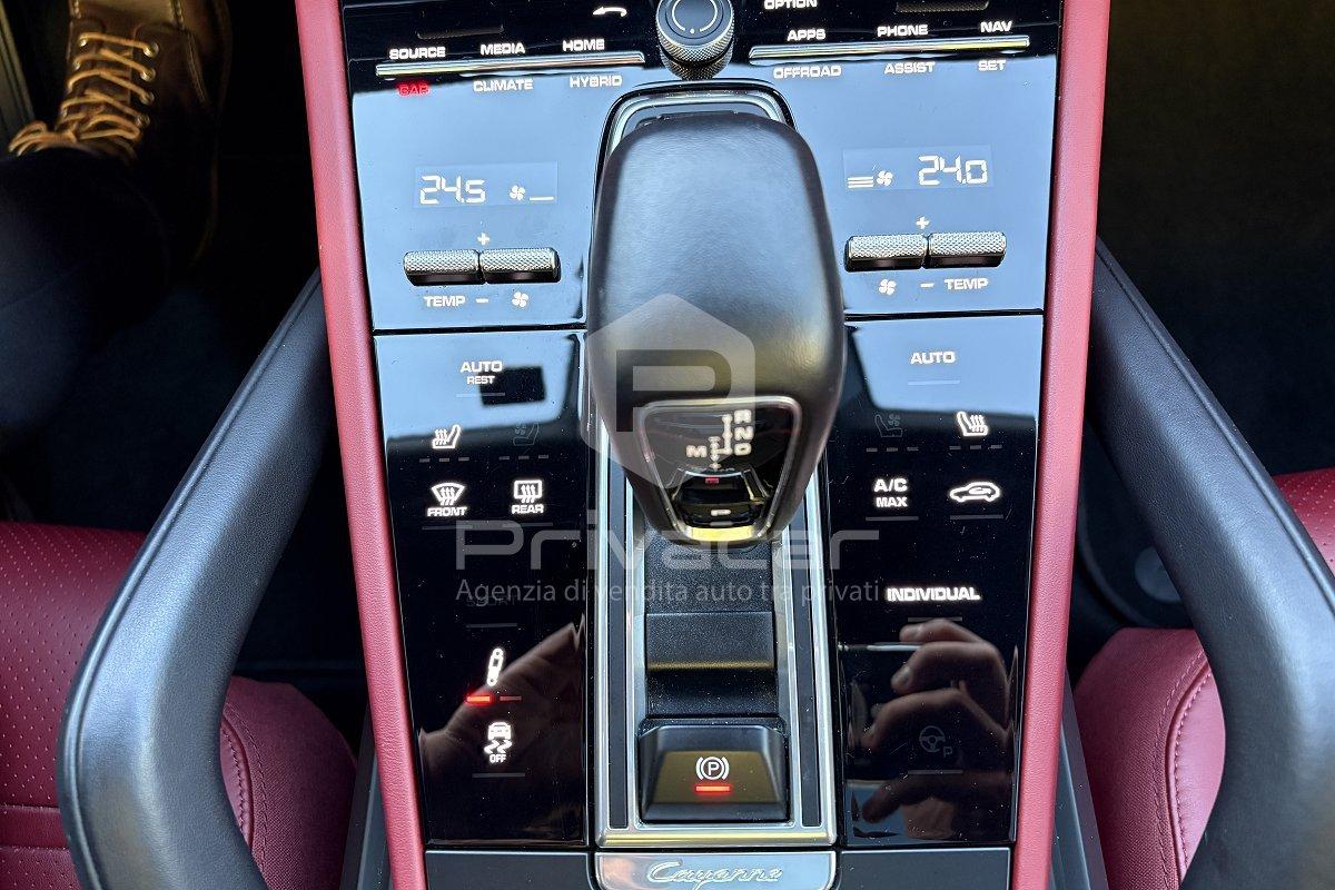 PORSCHE Cayenne Coupé 3.0 V6 E-Hybrid