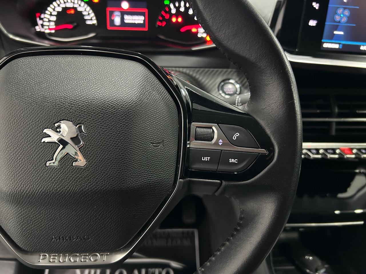 Peugeot 208 BlueHDi 100 Allure Navi Pack