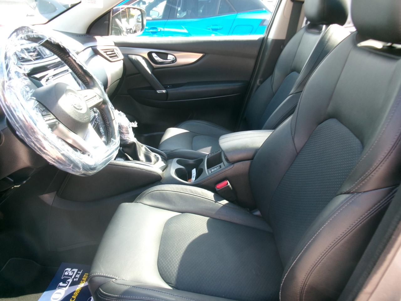 Nissan Qashqai 1.3 DIG-T 160CV N-CONNECTA DCT AUTOMATICA TETTO/PELLE/NAVI/PDC/CAMERA