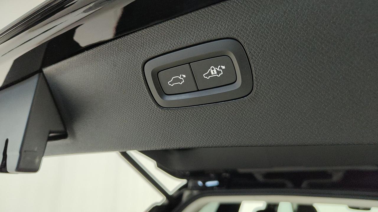 VOLVO XC90 2.0 t8 phev Ultra Dark awd 7p.ti auto