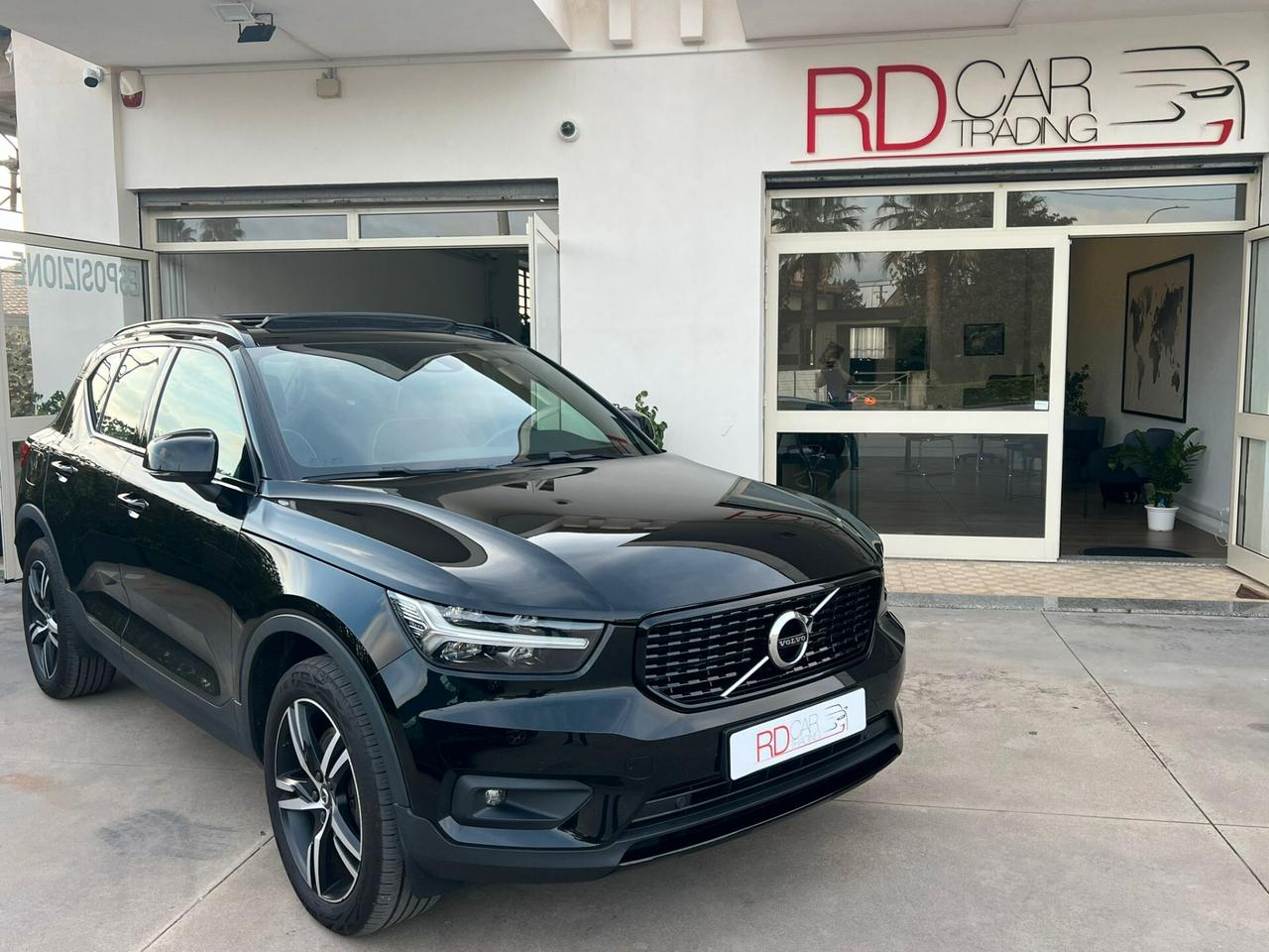 Volvo XC40 T5 Recharge Plug-in Hybrid R-design