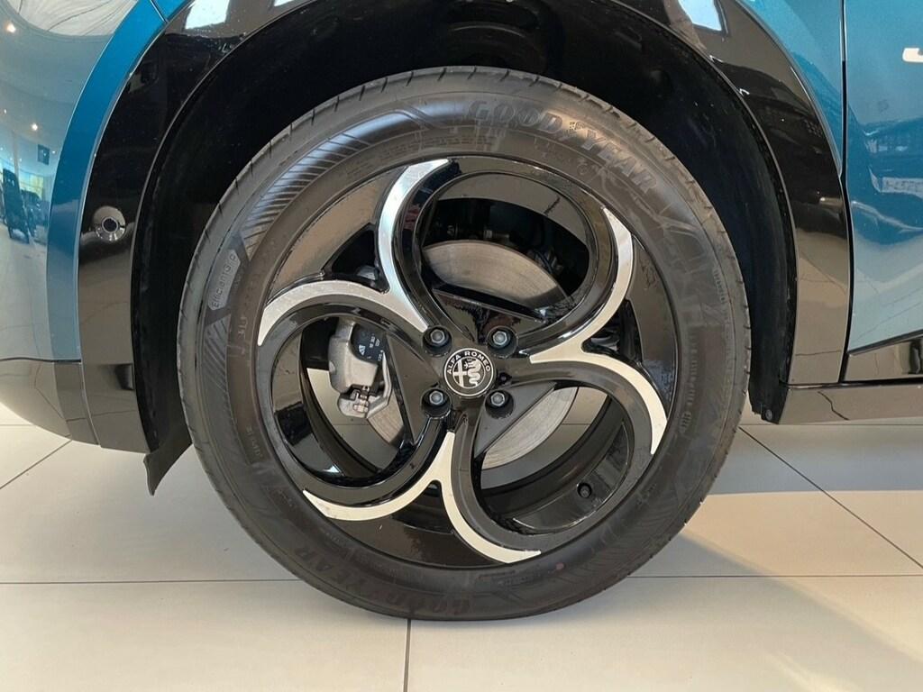 Alfa Romeo Junior 1.2 ibrida 136cv edct6