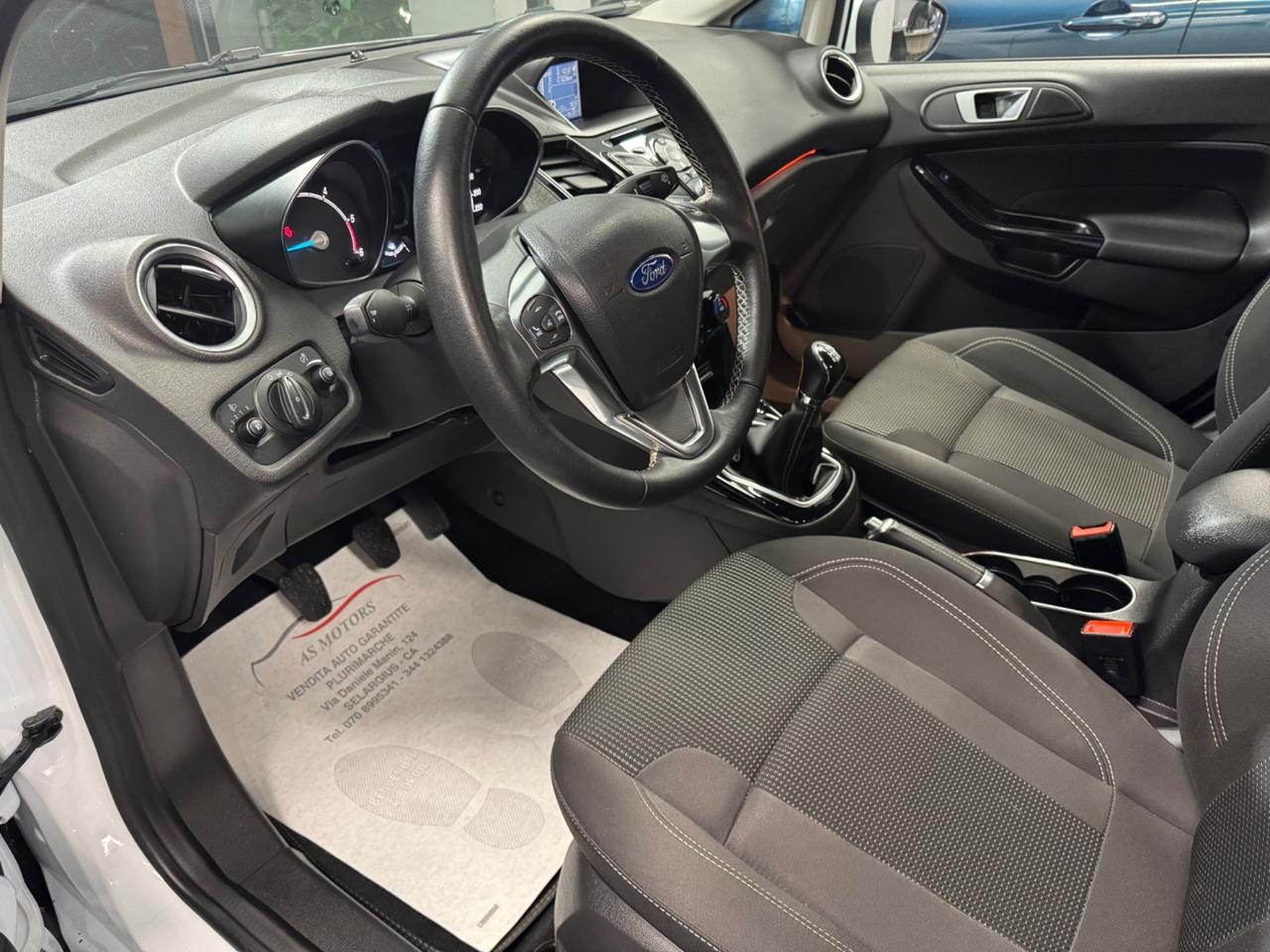 Ford Fiesta 1.5 TDCi 75CV 5 porte Titanium