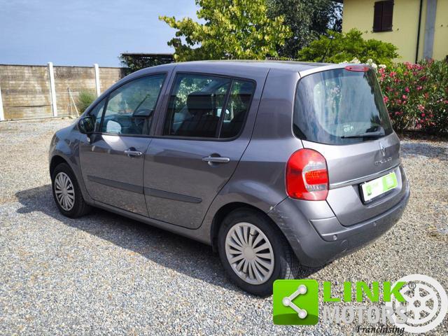 RENAULT Modus 1.2 16V Live
