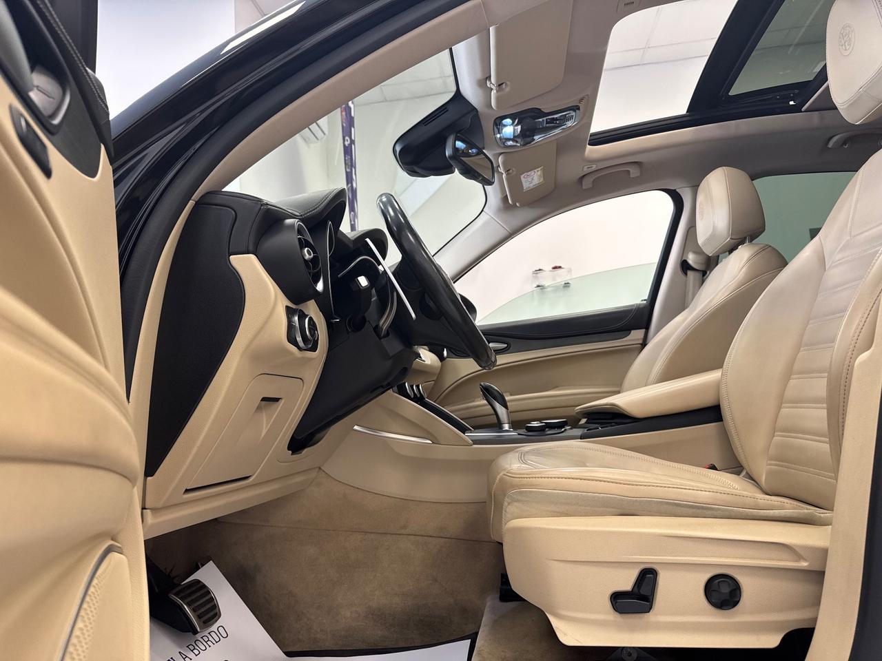 Alfa Romeo Stelvio 2.2 Turbodiesel 210 CV AT8 Q4 Executive