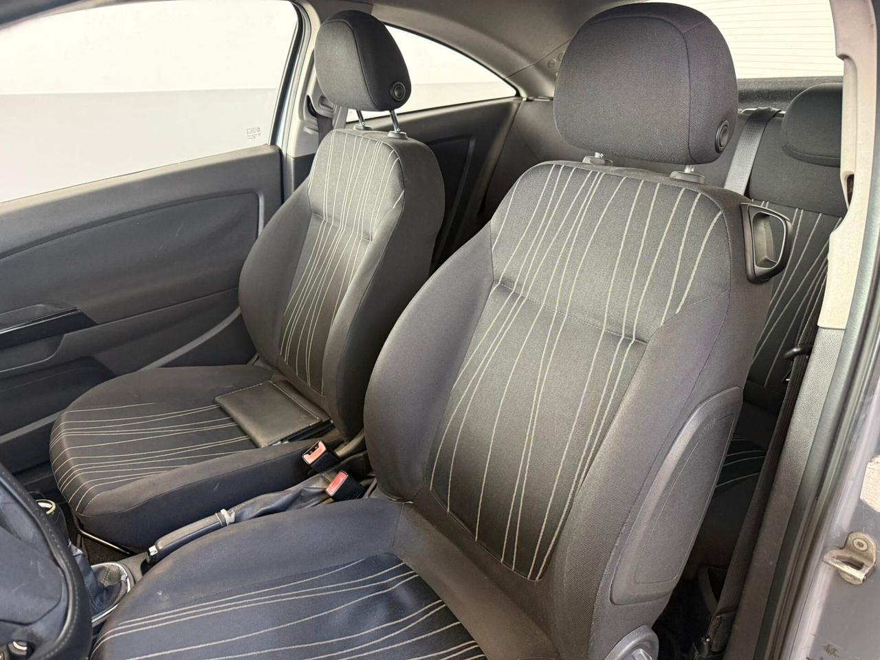 Opel Corsa 1.2 80CV 3 porte GPL-TECH Club