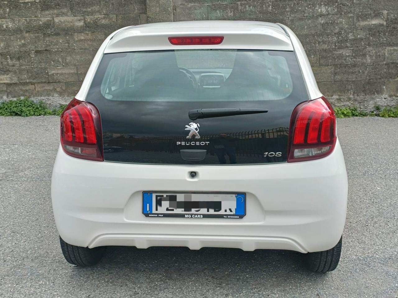 Peugeot 108 VTi 72 S&S 5 porte Allure