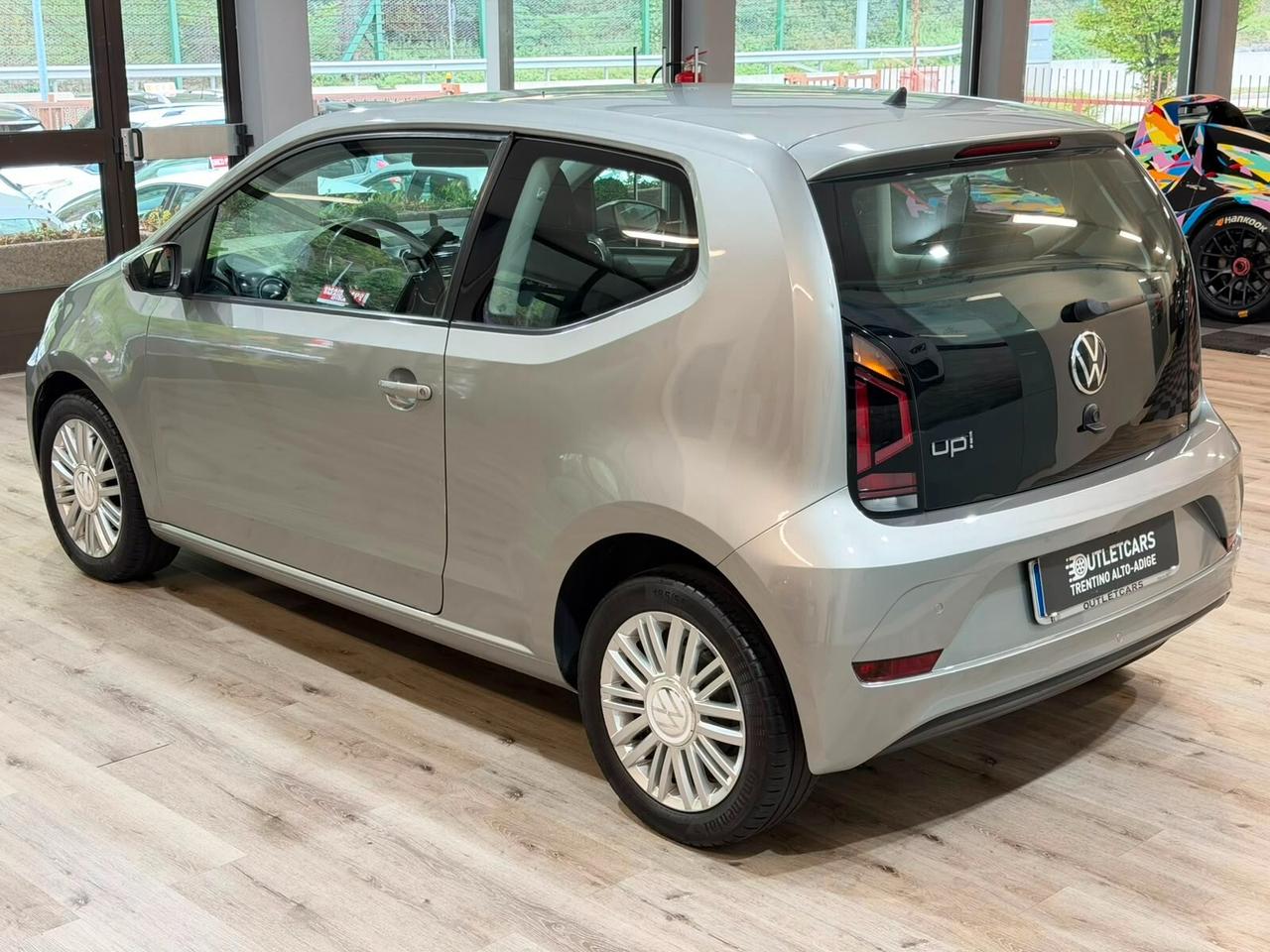 VOLKSWAGEN UP! 1.0 60cv 3p 59.000km NEOPATENTATI