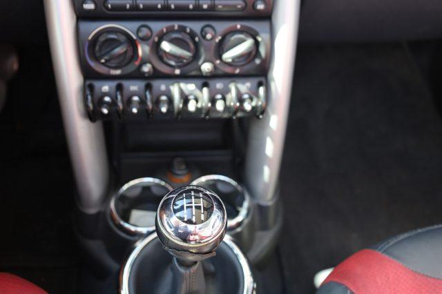 MINI Cabrio Cooper Cabrio 1.6 16 v