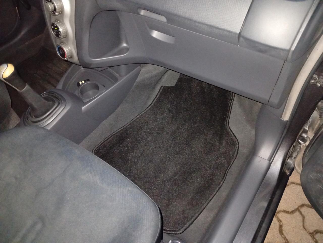 Toyota Yaris 1.3 5 porte Sol