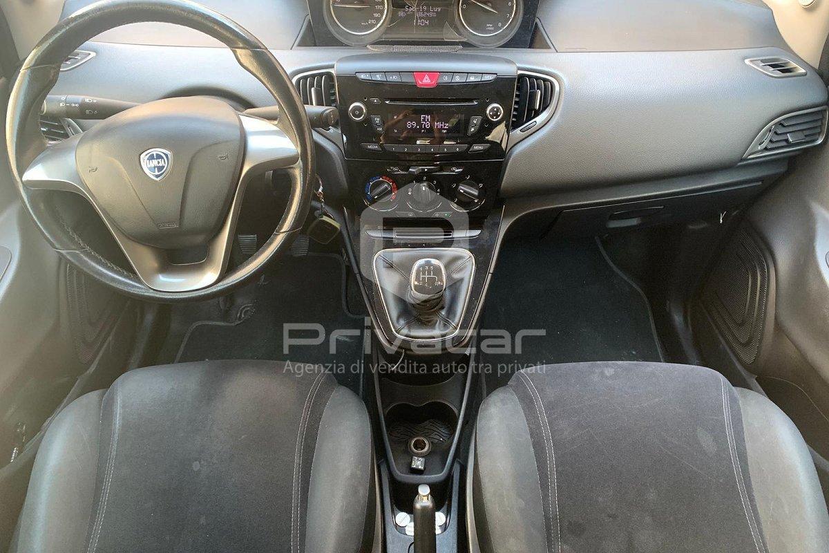 LANCIA Ypsilon 1.2 69 CV 5 porte S&S Gold