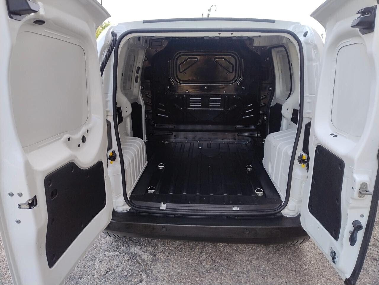 Fiat Fiorino 1.3 Mjet SX 95Cv - 2020