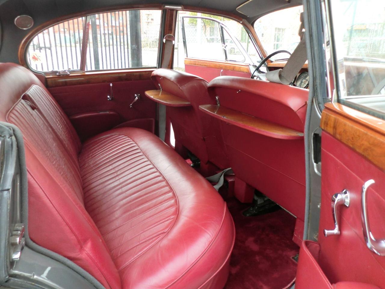 Jaguar MK II 3.8 Stupenda