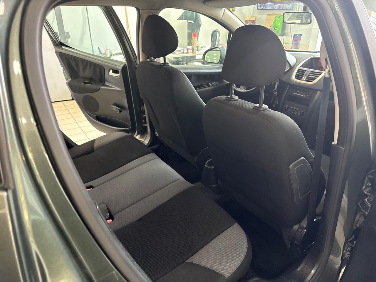 Peugeot 207 sw 1.6 hdi 2008
