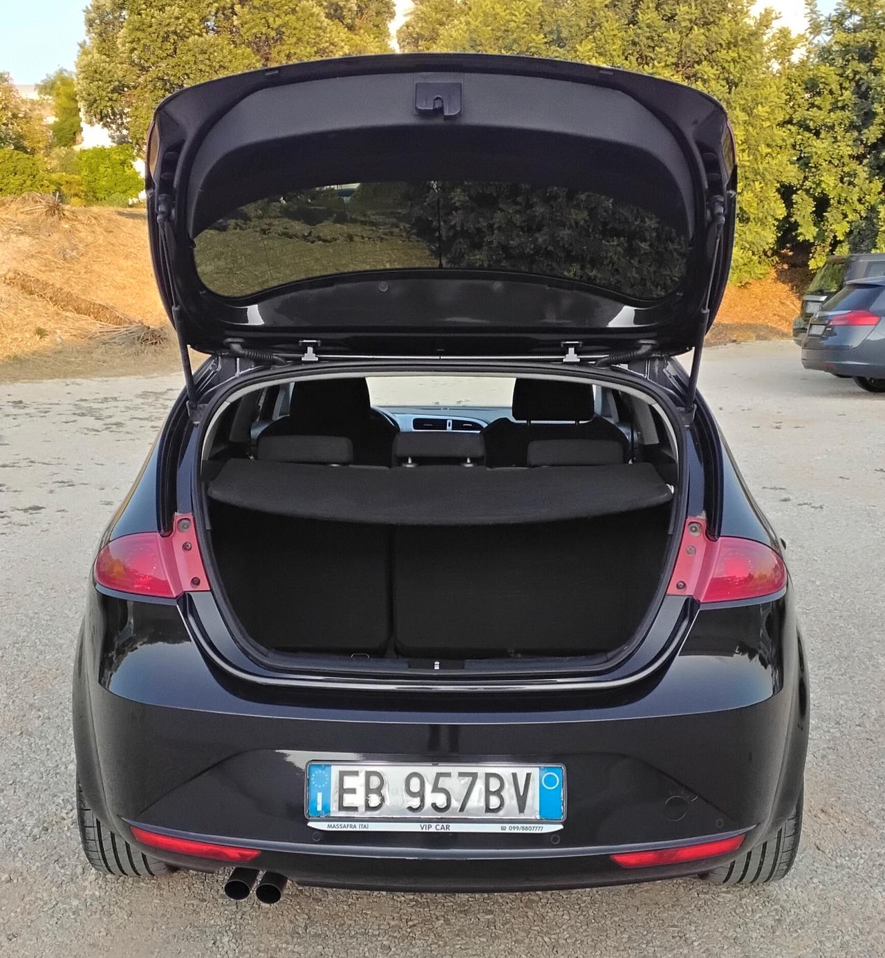 Seat Leon 2.0 TDI DPF DSG Style (MY09)
