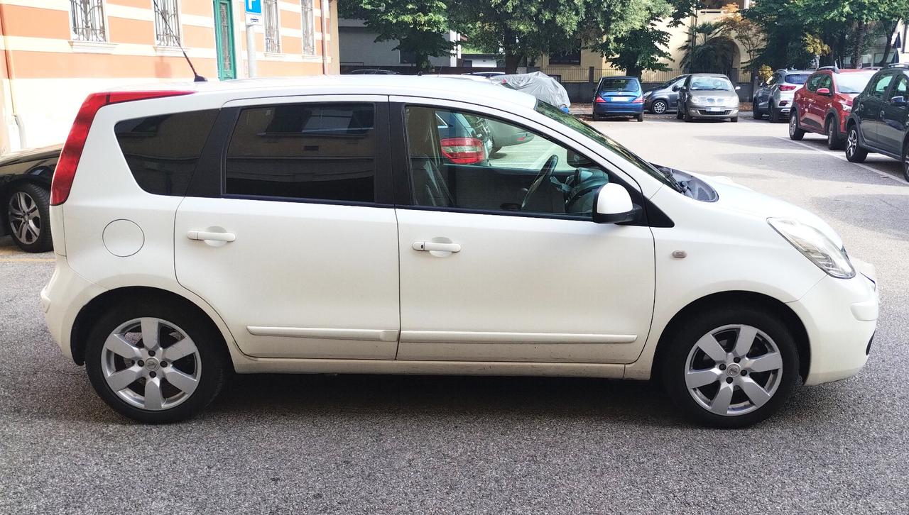 Nissan Note 1.6 16V Tekna