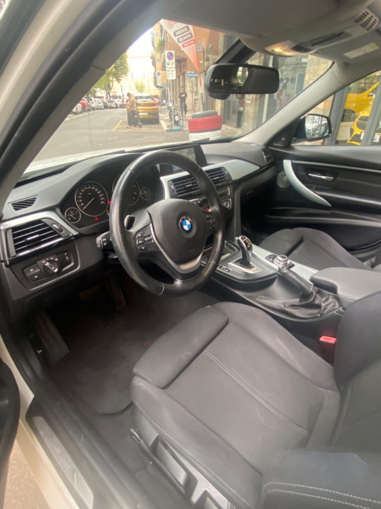 Bmw 320d xDrive Touring Sport AUT. TETTO H&K FULL