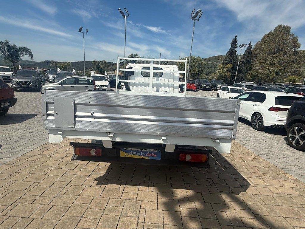 Nissan Cabstar 3.0 Td CASSONE FISSO