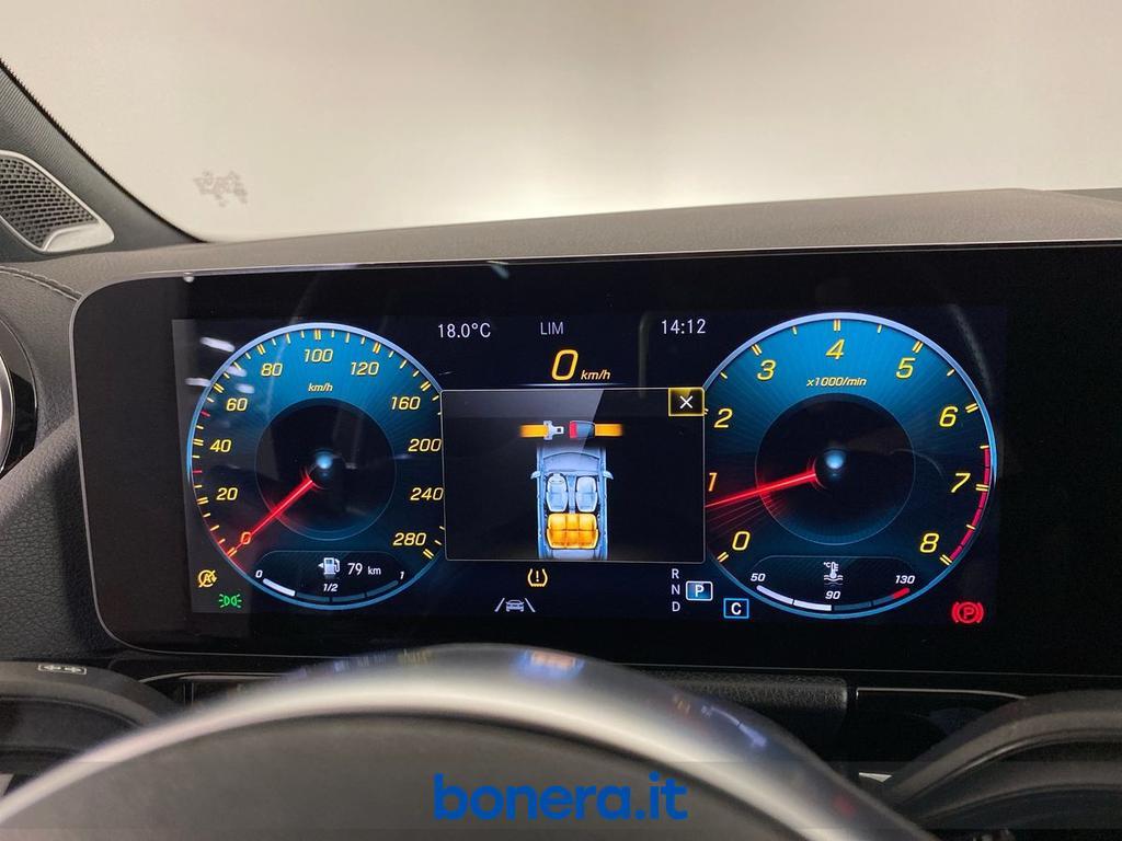 Mercedes GLA 35 AMG 4Matic Speedshift DCT AMG 8G