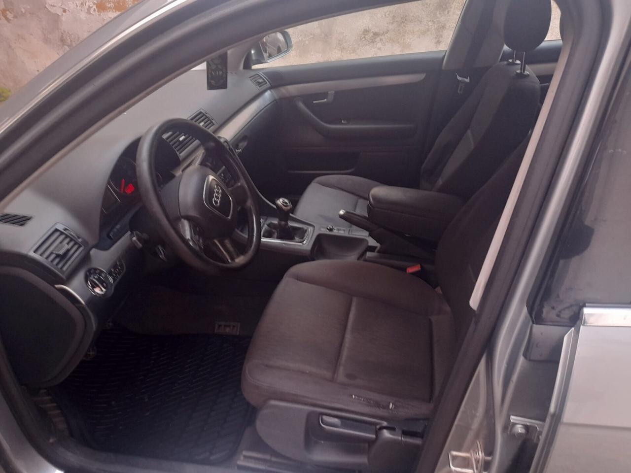 Audi A4 Avant 2.0cc diesel (PRIVATO)-2005