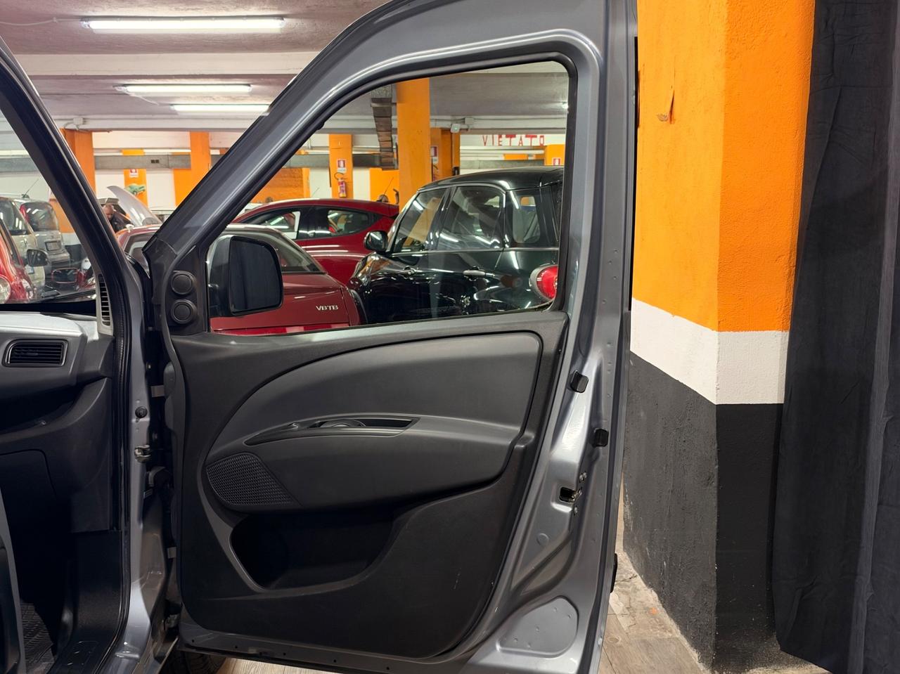 FIAT DOBLO 1.4 CON SOLI 73.313 KM IN CONDIZIONI DA VETRINA.