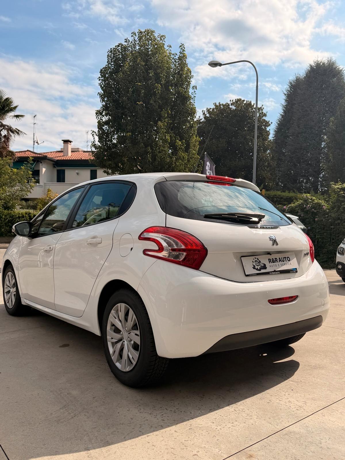 Peugeot 208 1.0 Benzina – 68 CV – Uniproprietario
