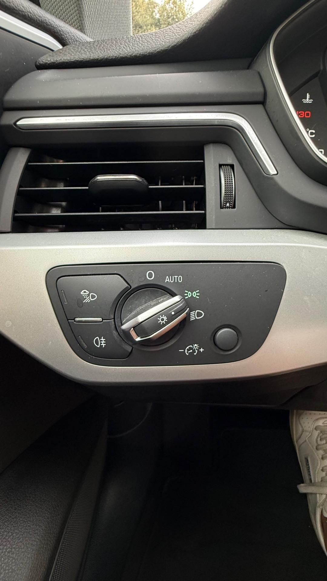 Audi A4 2.0 TDI 150 CV S tronic