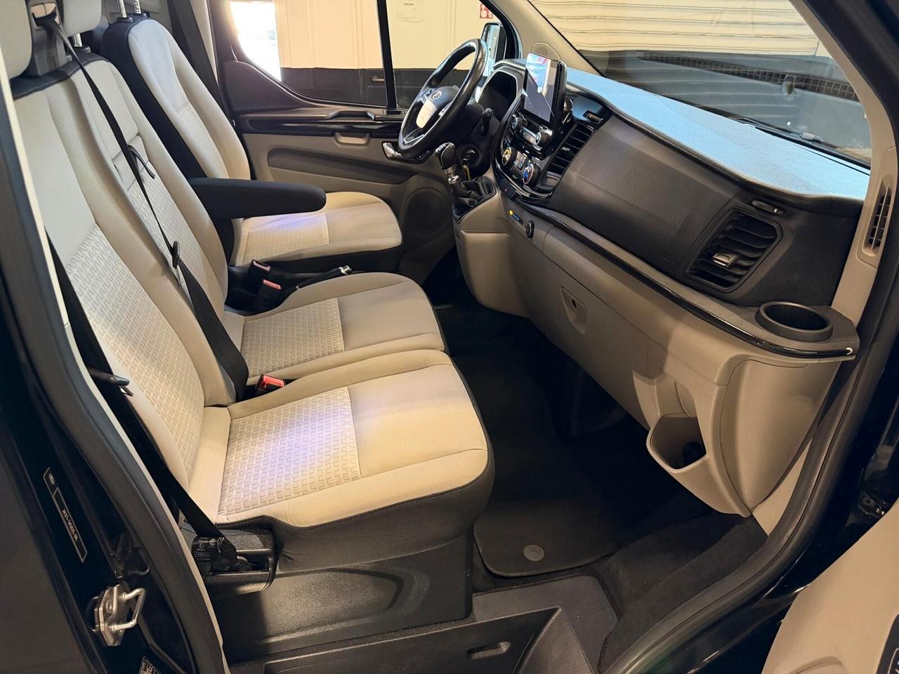 Ford Tourneo Custom 320 2.0 TDCi 130CV PC Trend