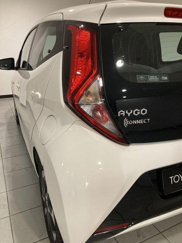 Toyota Aygo 1.0 VVT-i 72 CV 5 porte x-play