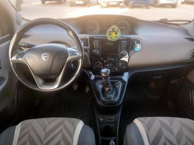 LANCIA Ypsilon 1.2 69 CV 5 porte Gold