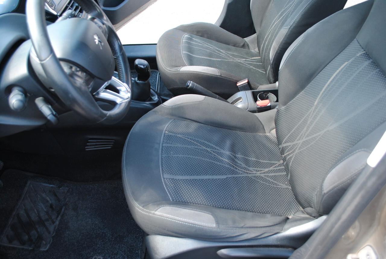 PEUGEOT 208 1.4 HDI 68 CV OK NEOPATENTATI
