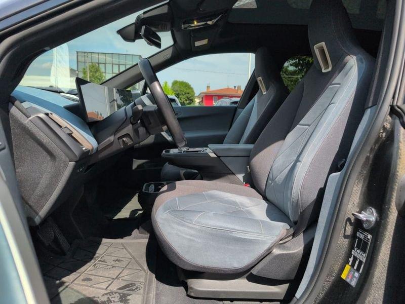 BMW iX XDRIVE40 PACCHETTO SPORTIVO